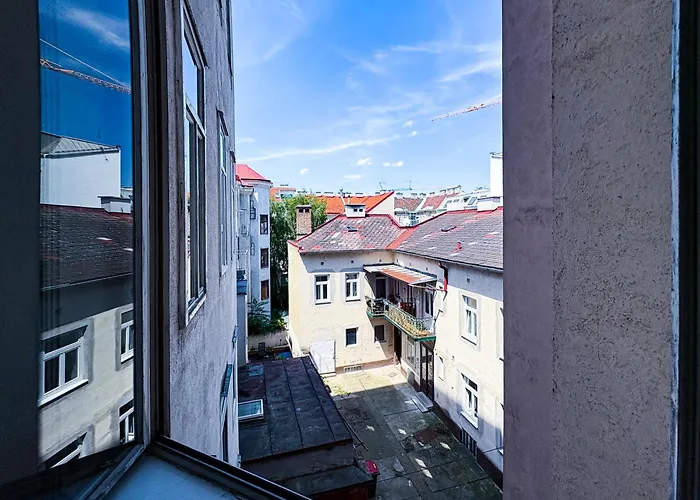 1 Bdr - Radiance, Near Schoenbrunn Palace Vienna