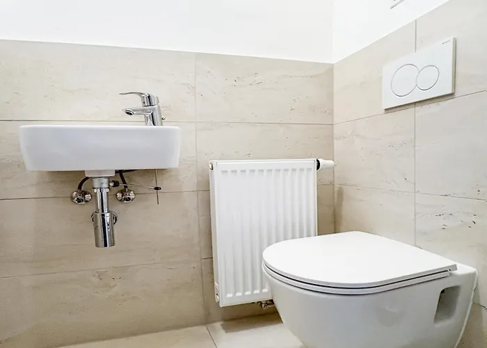 1 Bdr - Radiance, Near Schoenbrunn Palace